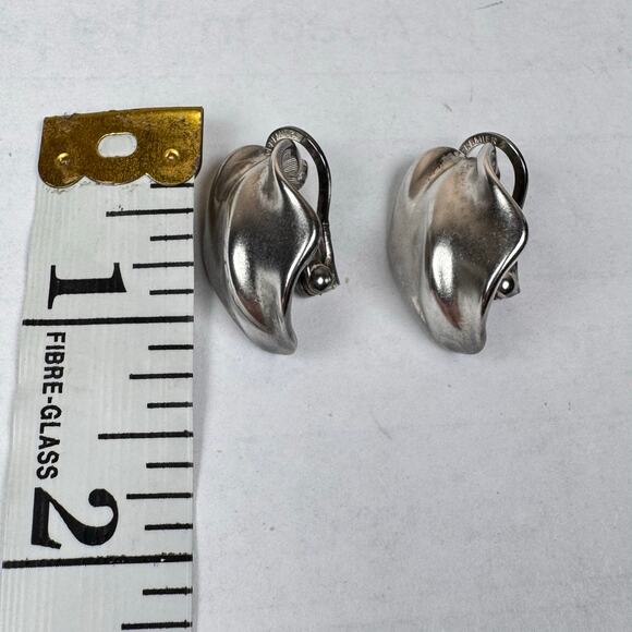 VTG Clip On Earrings Premier Designs Silver plated Leaf Lagenlook Art To Wear - Picture 7 of 7